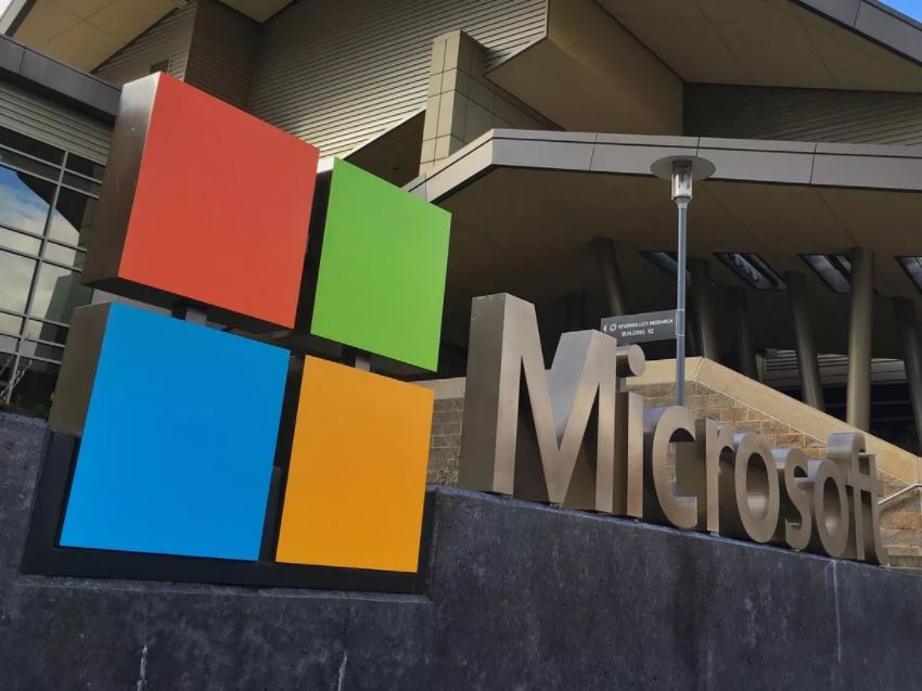 Microsoft says that malware has compromised Ukrainian government networks.