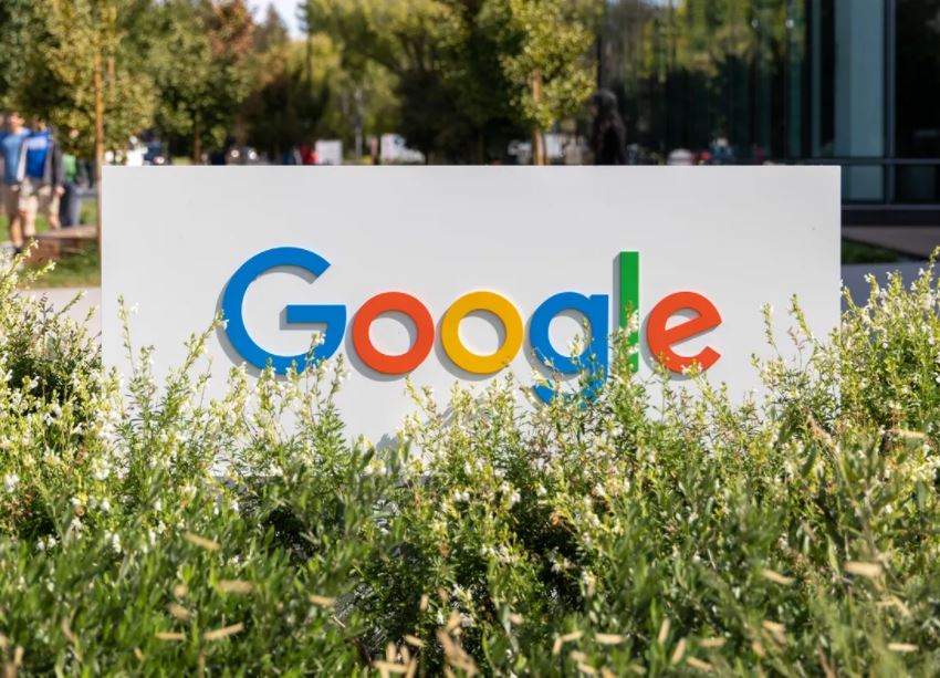 Google announces a massive increase in fourth-quarter revenue.